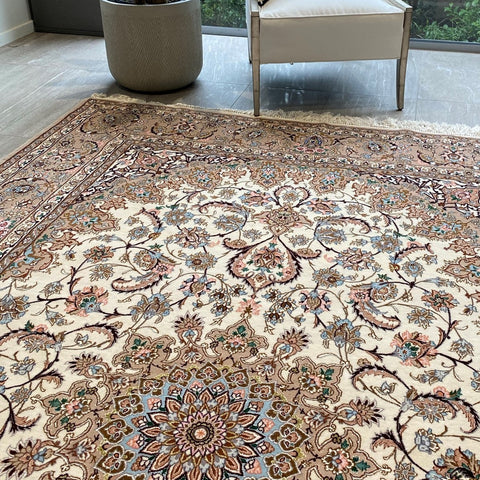 Luxurious Persian Rugs