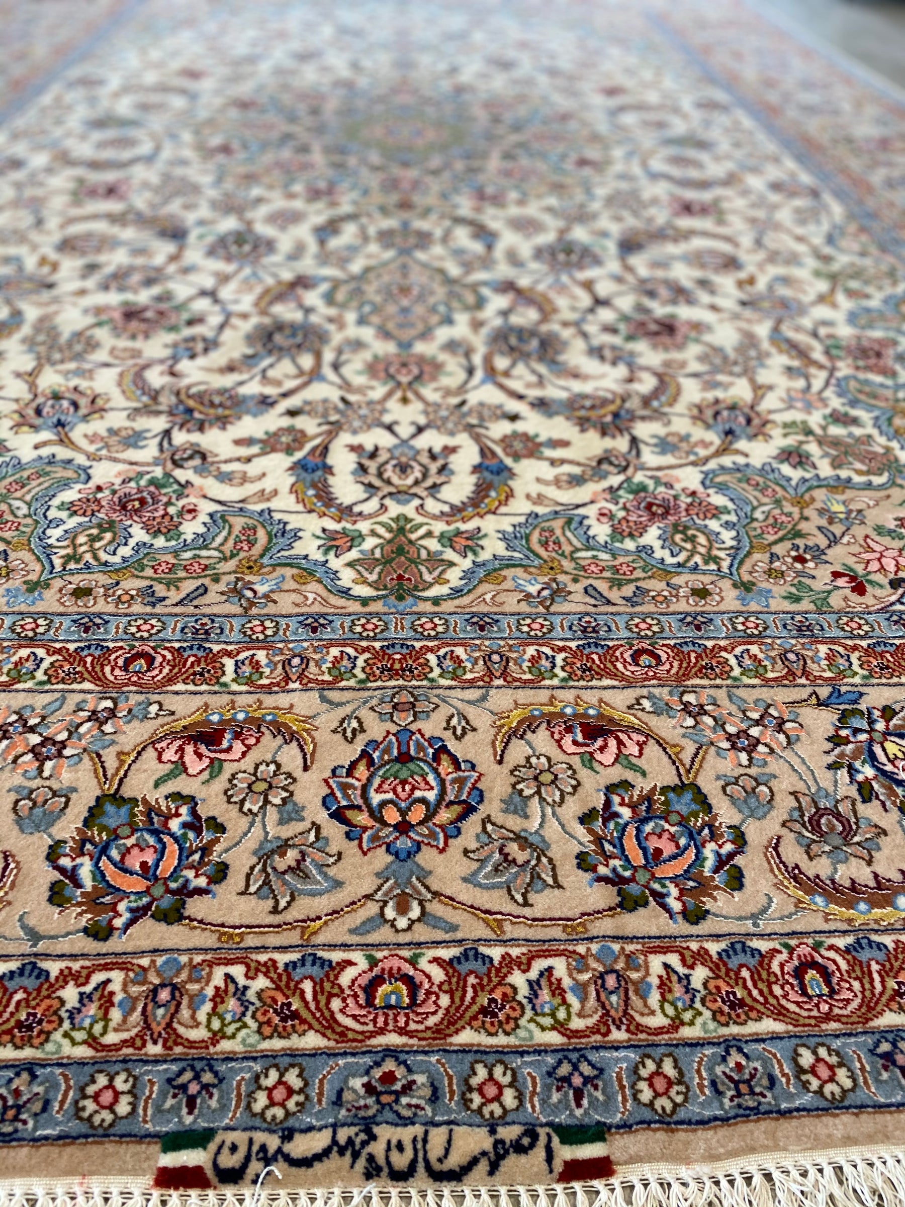City Rugs– Persian Threads
